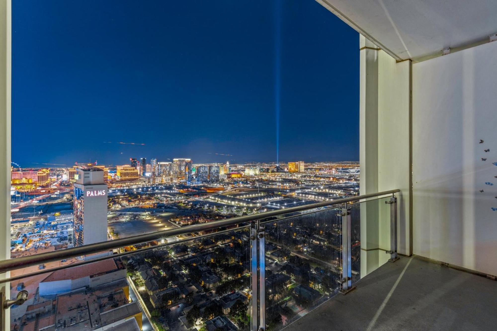 Palms Place Hotel By Zelloo Las Vegas Esterno foto